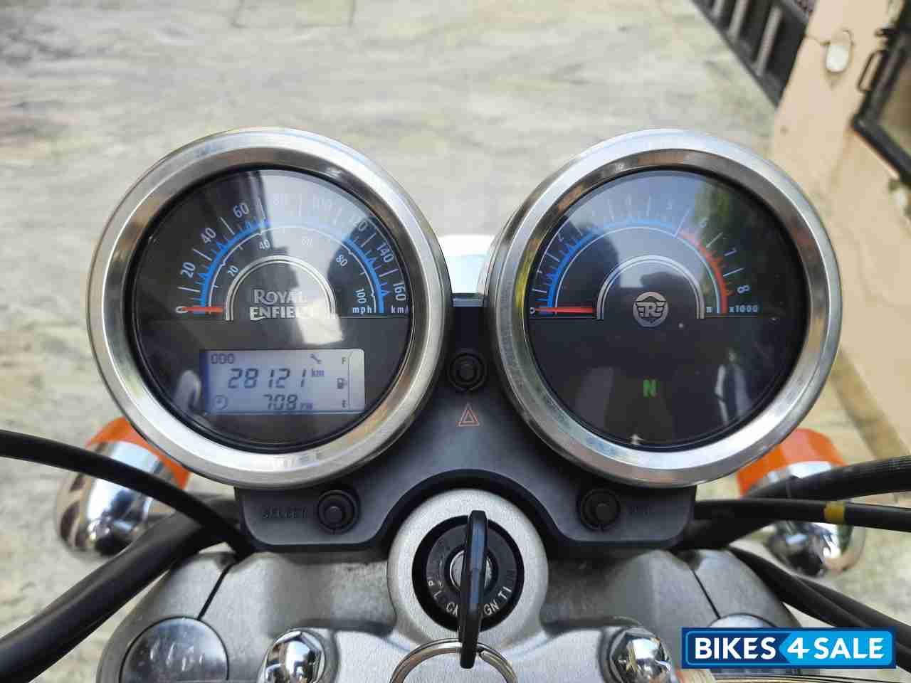 Lightening Royal Enfield Thunderbird 350