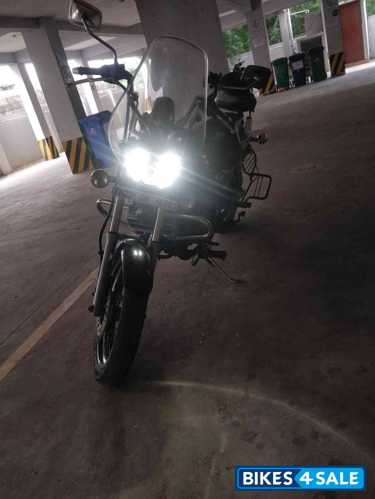 Bajaj Avenger Cruise 220