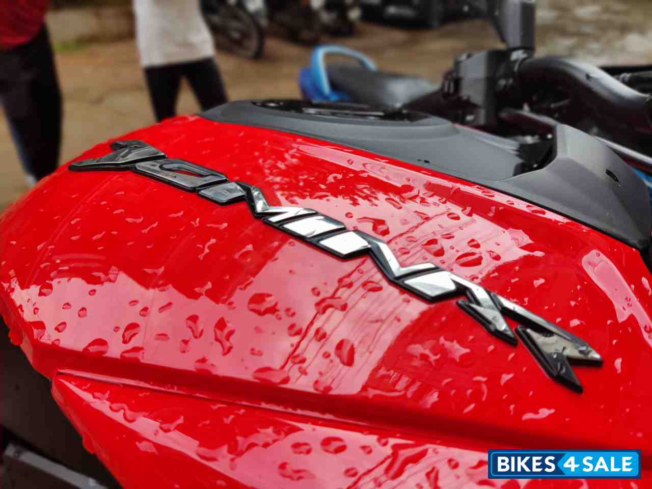 Red Bajaj Dominar 250