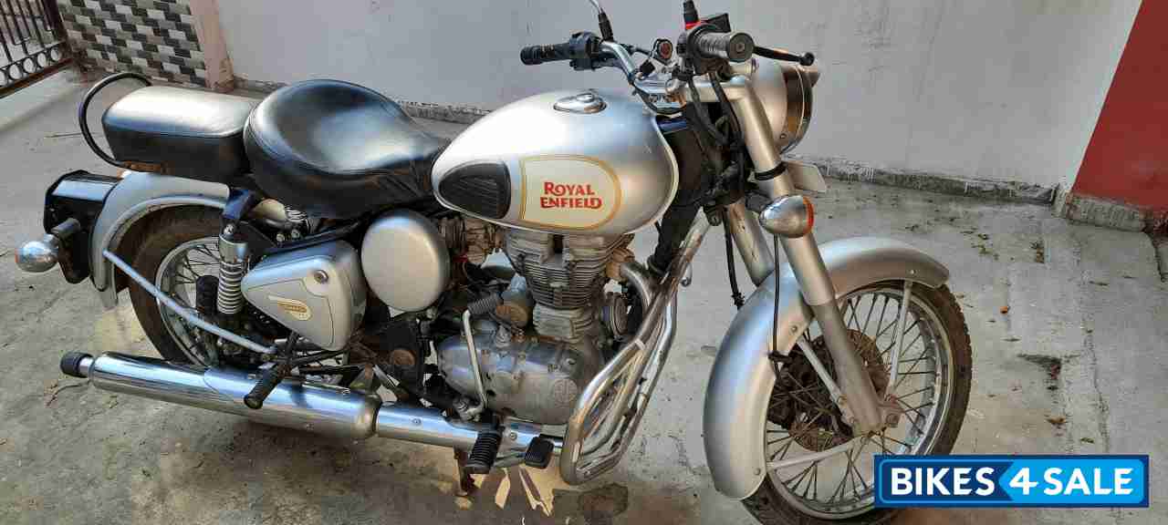 Royal Enfield Classic 350 Royal Enfield Classic 350