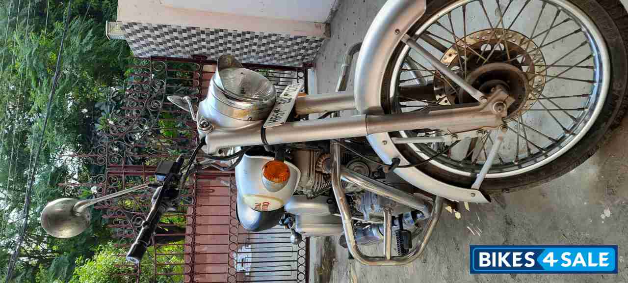 Royal Enfield Classic 350 Royal Enfield Classic 350