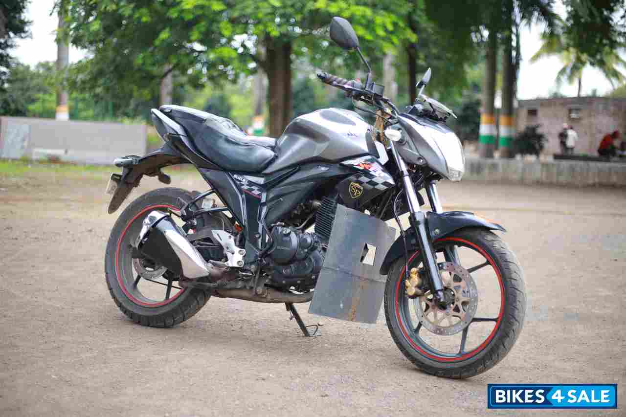 Suzuki Gixxer SP