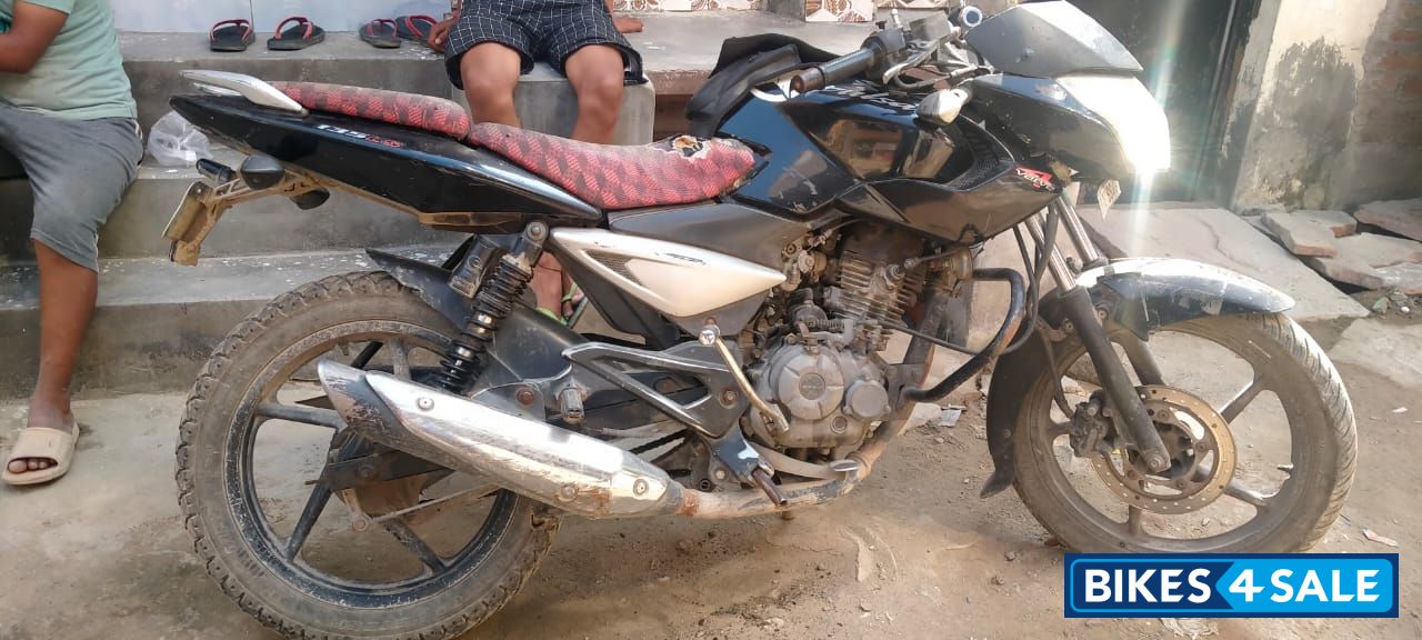 Bajaj Pulsar 135LS