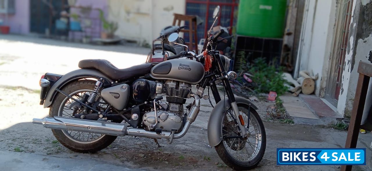 Royal Enfield Bullet 350 ES BS6