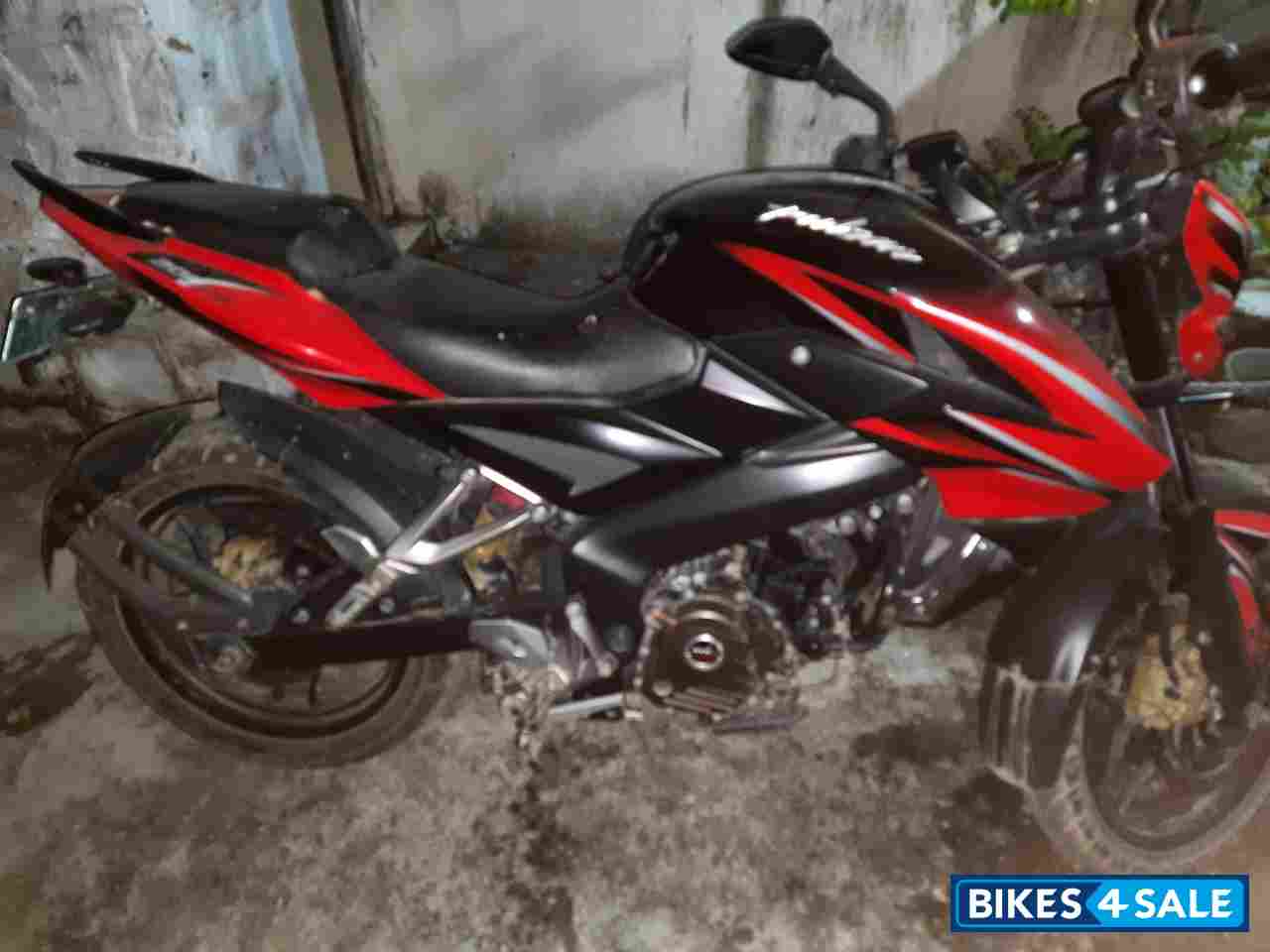 Bajaj Pulsar 200 NS