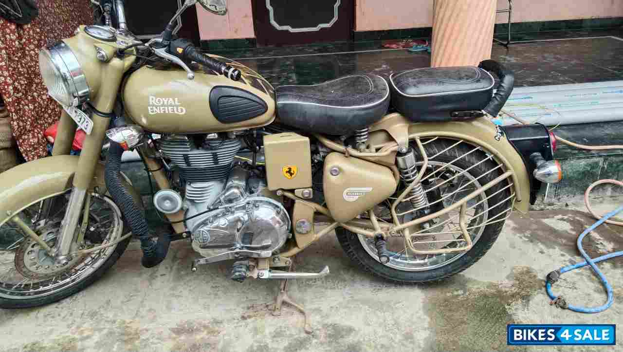 Desertor Royal Enfield Classic 500