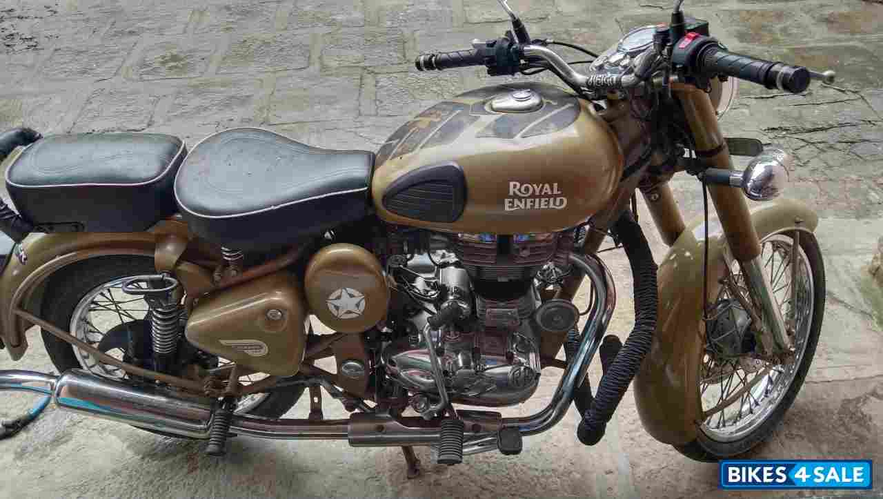 Desertor Royal Enfield Classic 500