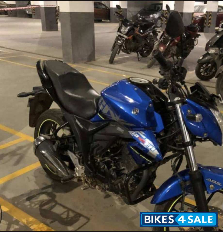 Suzuki Gixxer ABS