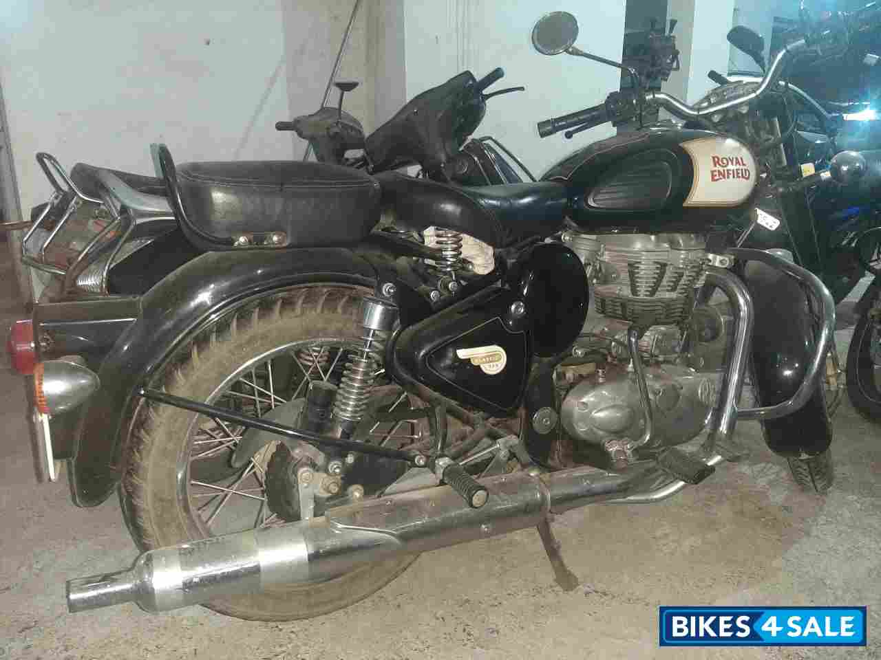 Royal Enfield Classic 350 Royal Enfield Classic 350