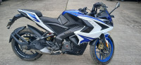Bajaj Pulsar RS 200 ABS