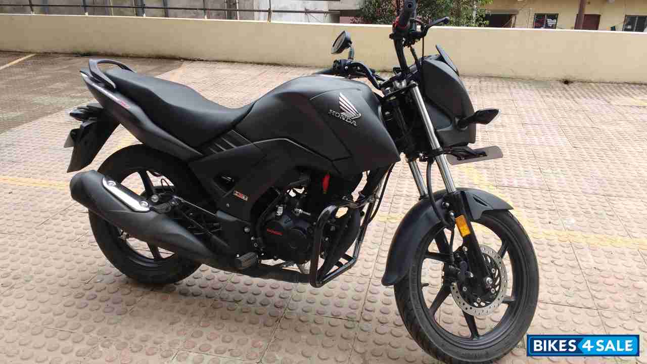 Matt Axis Gray Honda CB Unicorn 160