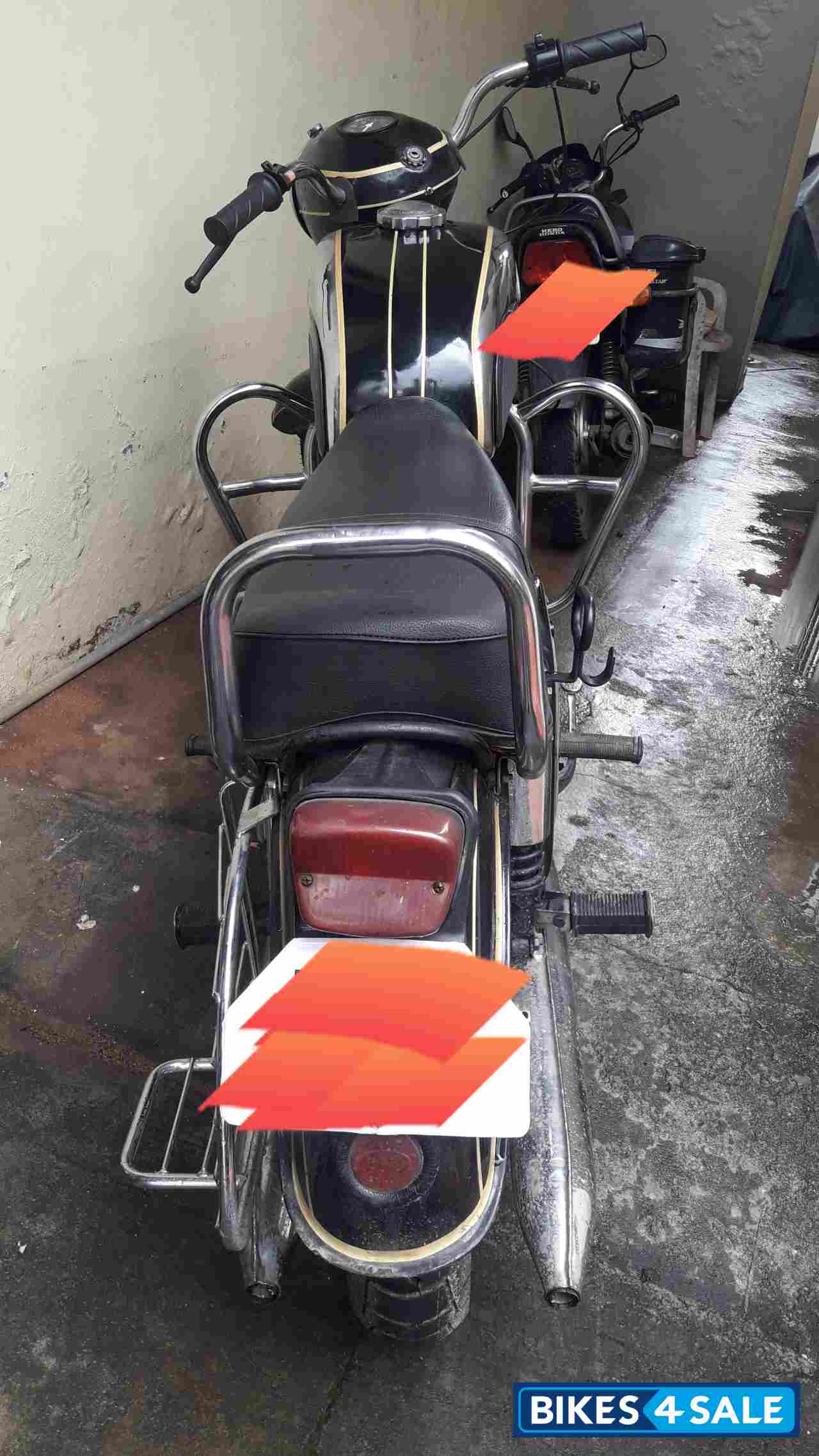 Black Ideal Jawa Yezdi Model B Black Ideal Jawa Yezdi Model B