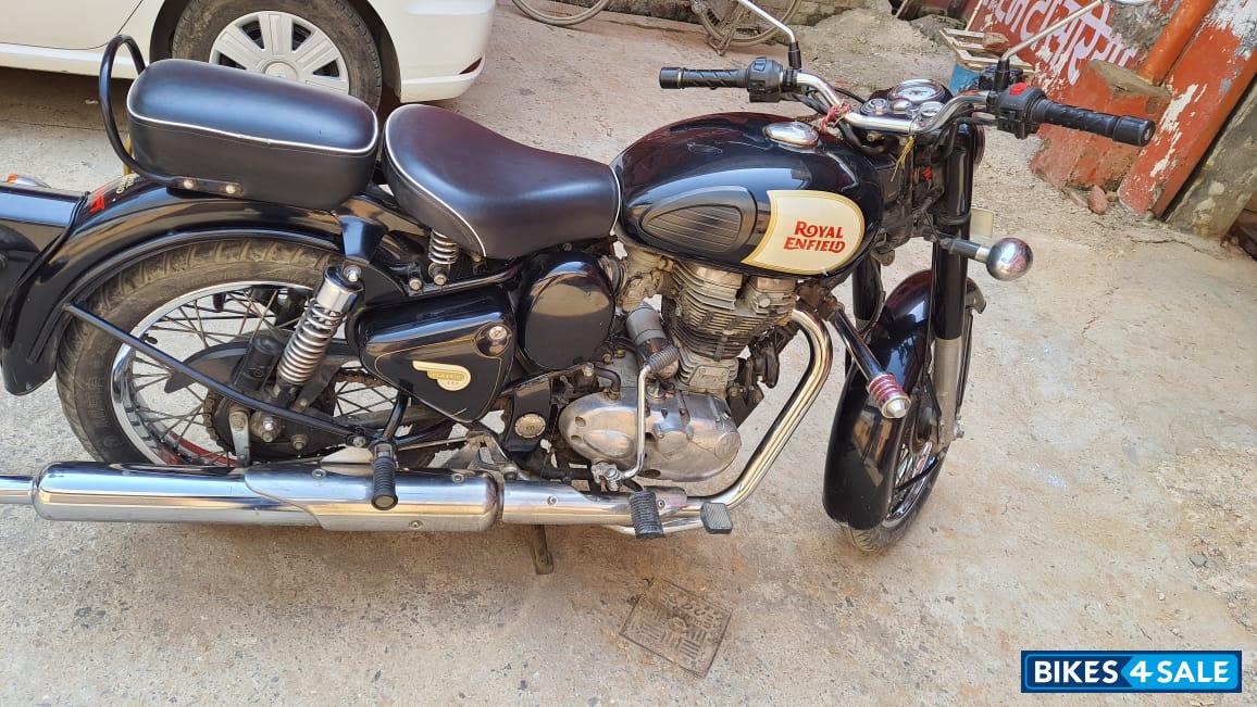 Royal Enfield Classic 350 Royal Enfield Classic 350