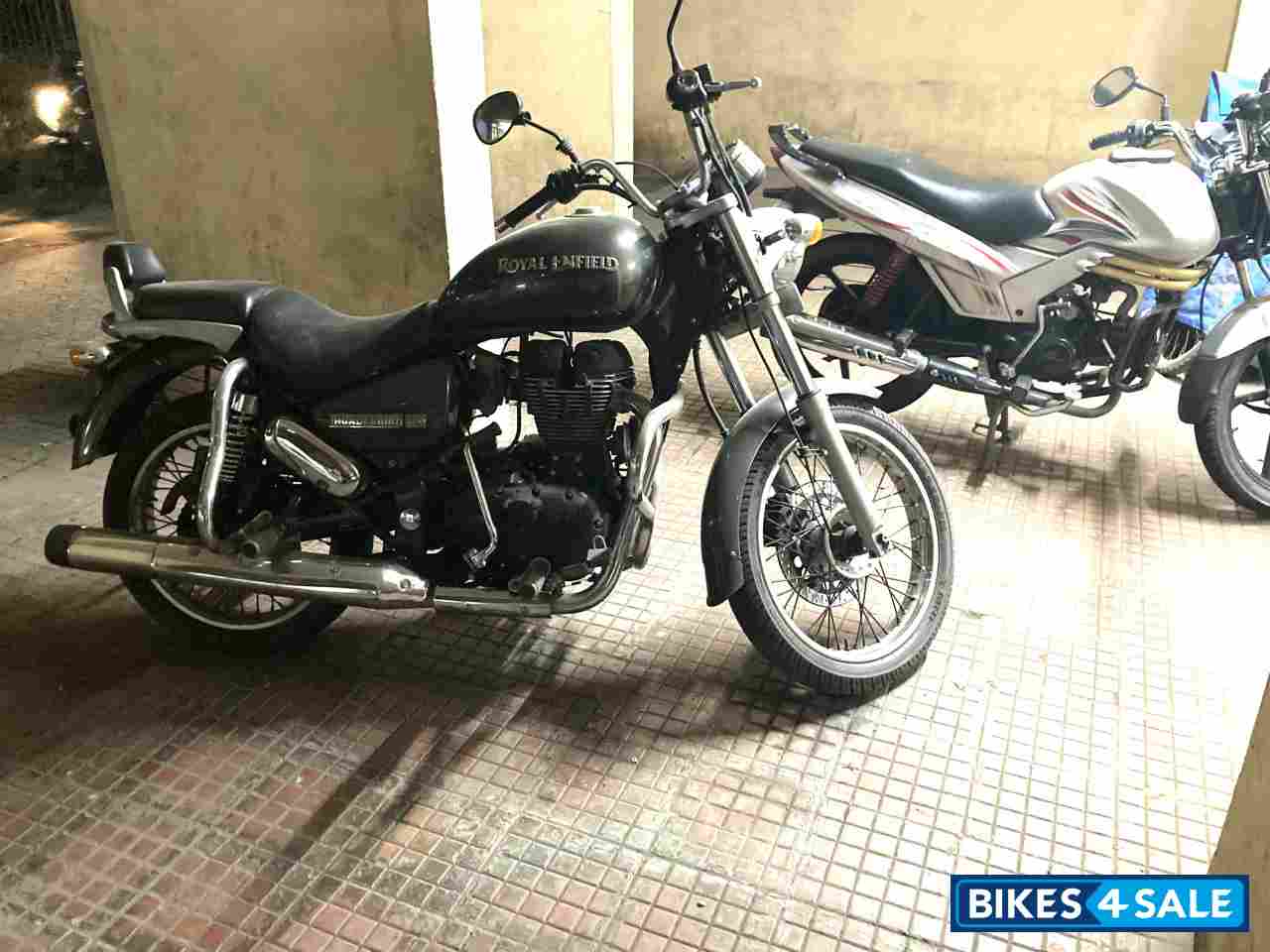 Gray Royal Enfield Thunderbird 350