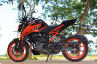 KTM Duke