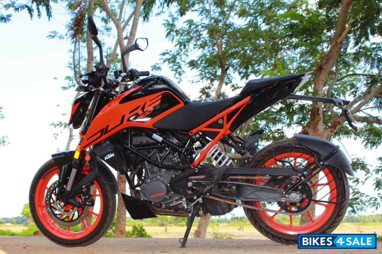 KTM Duke