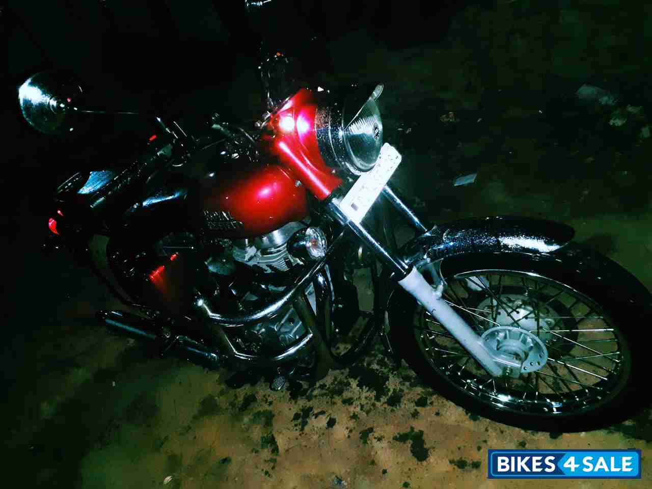 Royal Enfield Bullet 350 ES