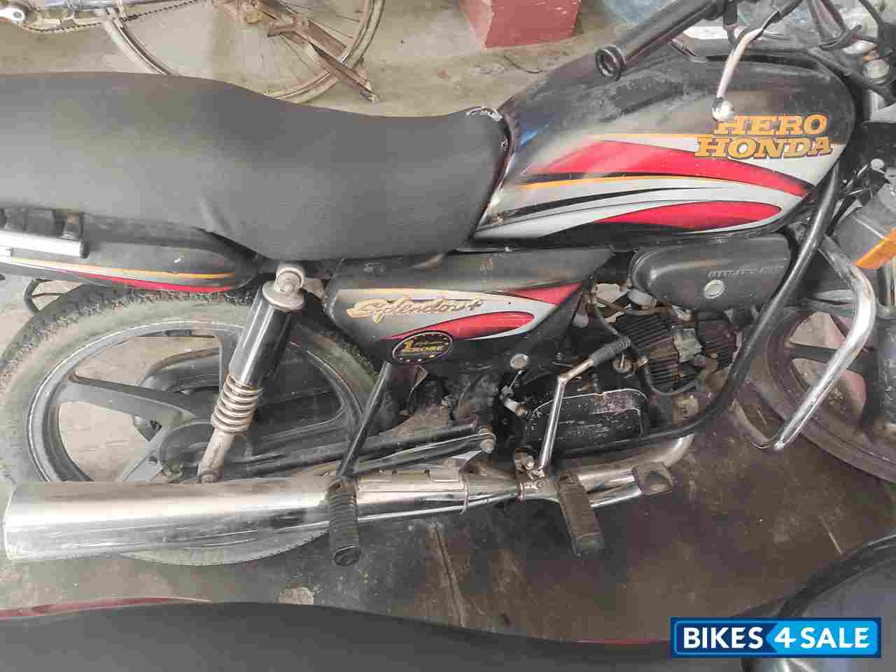 Hero Splendor Plus 100 Million Edition