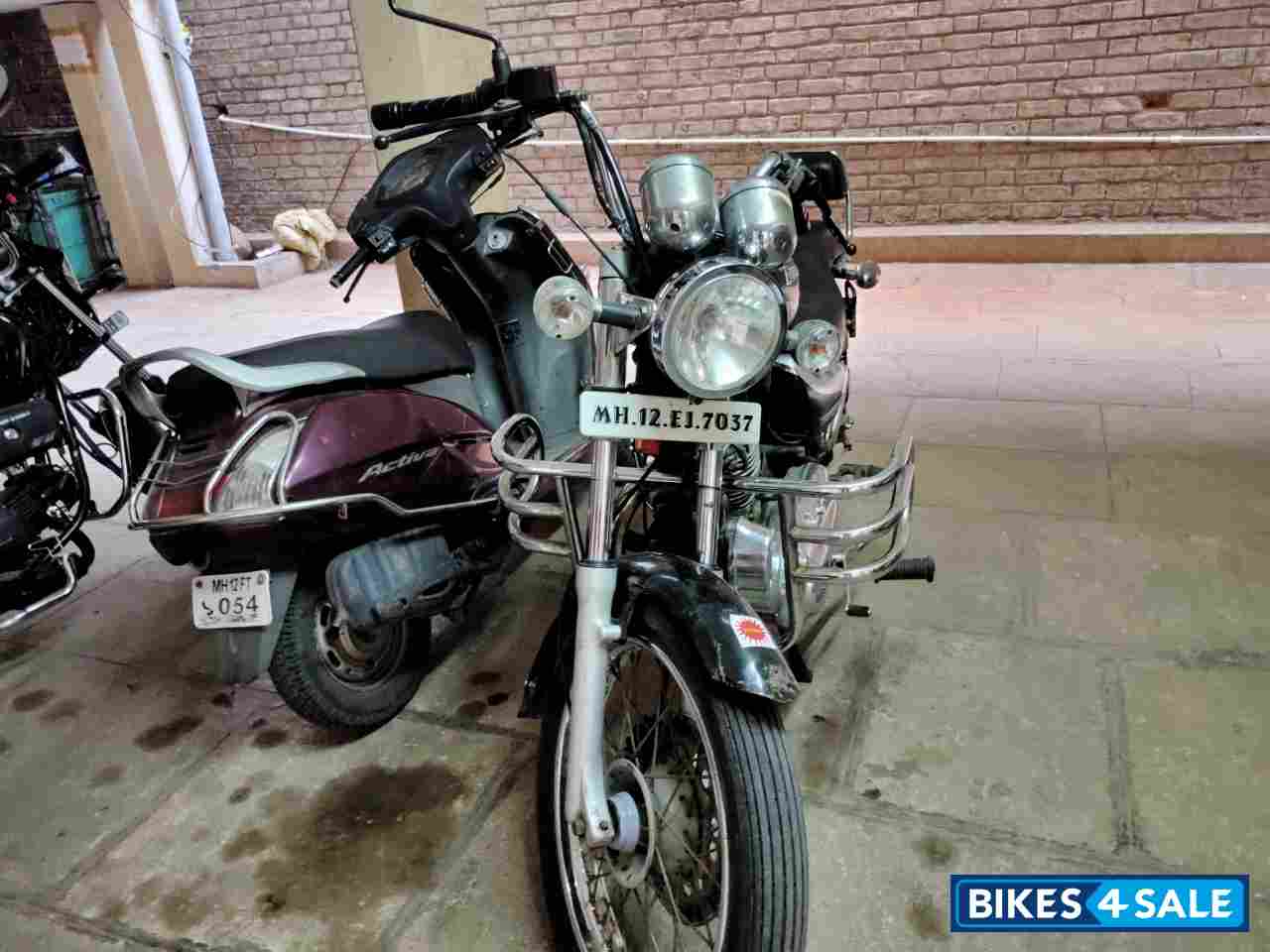 Royal Enfield Thunderbird TwinSpark 350 Royal Enfield Thunderbird TwinSpark 350
