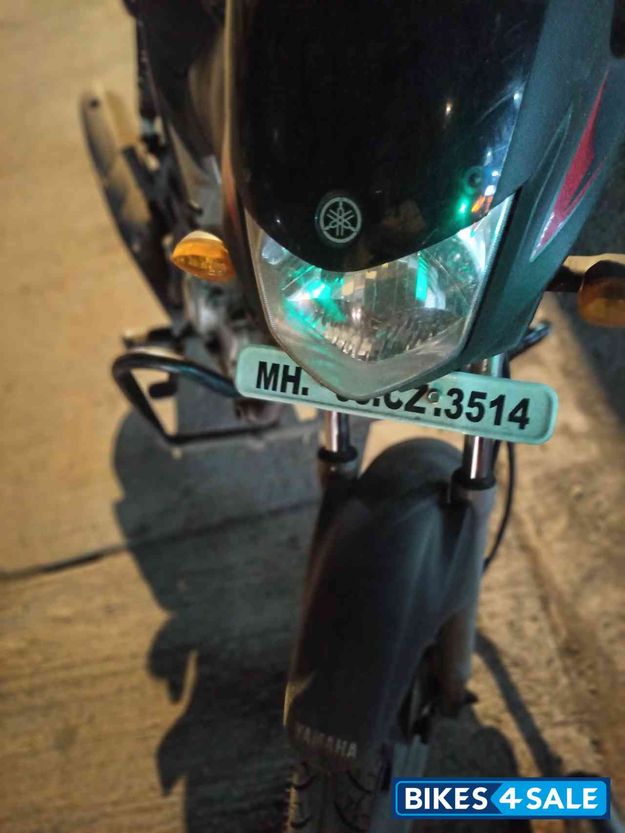 Black Yamaha Saluto RX Black Yamaha Saluto RX