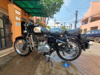 Black Royal Enfield Classic 350