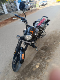 Black Bajaj Avenger Street 160 BS6