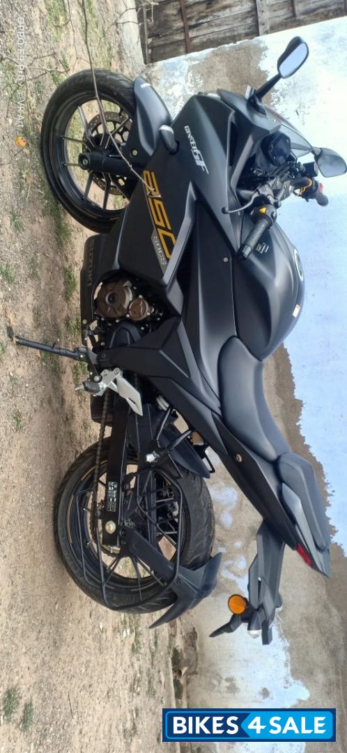Matt Black Suzuki Gixxer SF 250 BS6