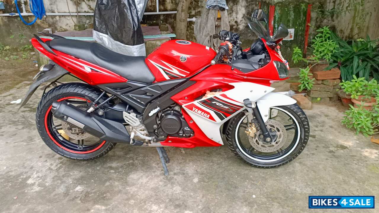 Yamaha YZF R15 S