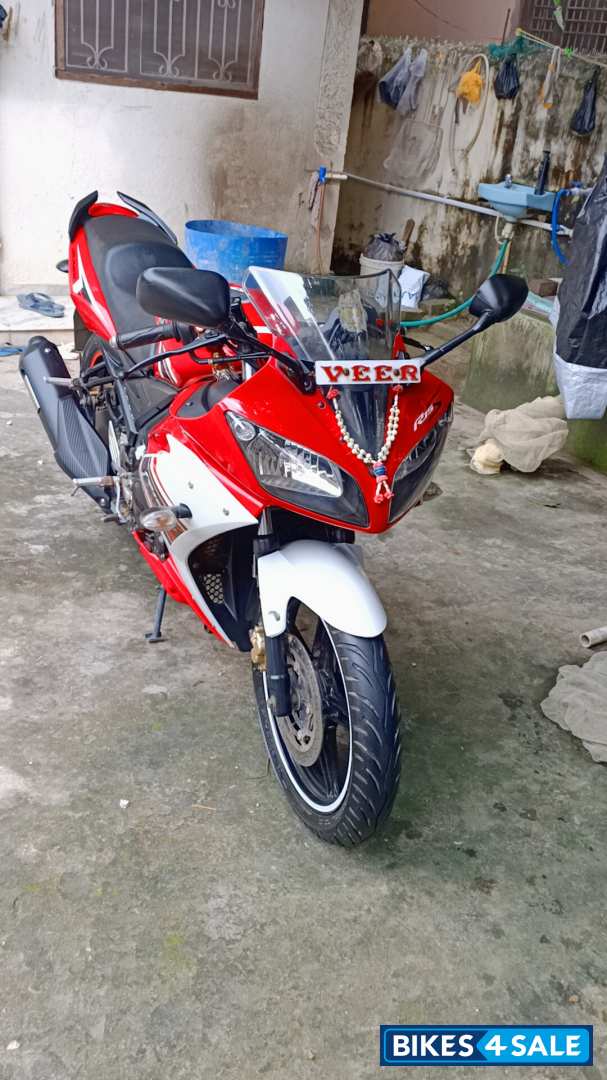 Yamaha YZF R15 S