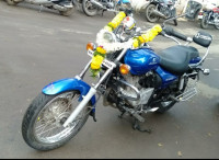 Bajaj Avenger 220 DTS-i