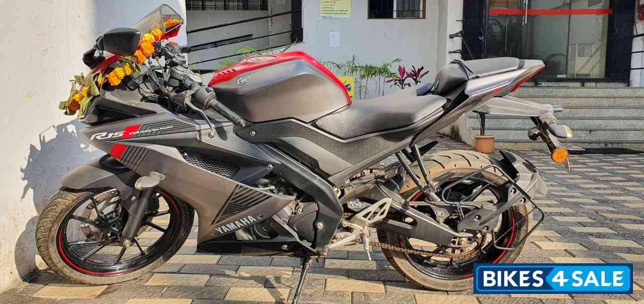 Yamaha YZF R15 V3
