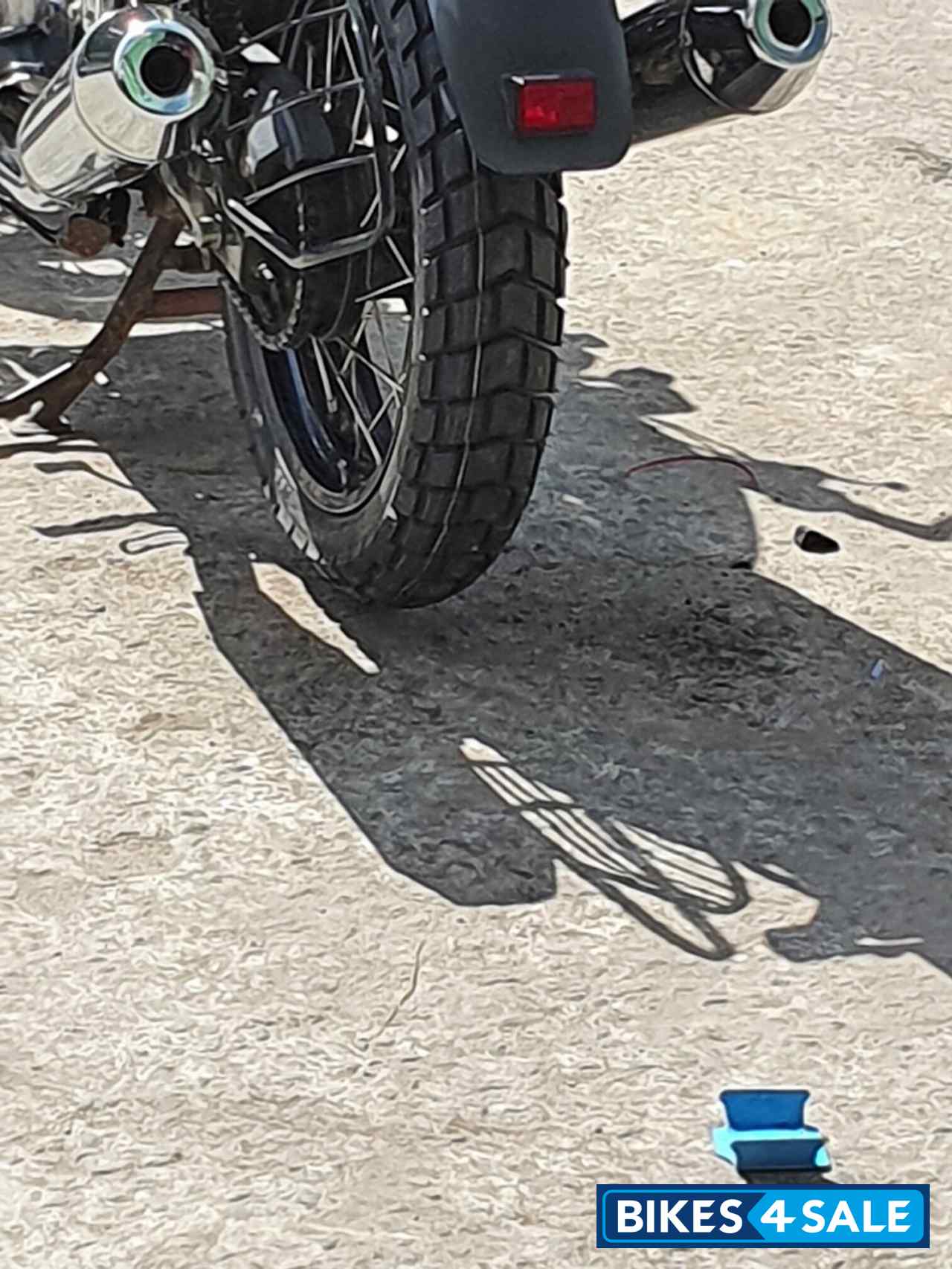 Ravishing Red Royal Enfield Interceptor 650 Twin Ravishing Red Royal Enfield Interceptor 650 Twin