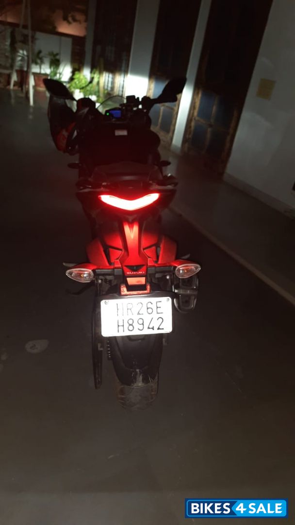 Matt Black Suzuki Gixxer SF 250