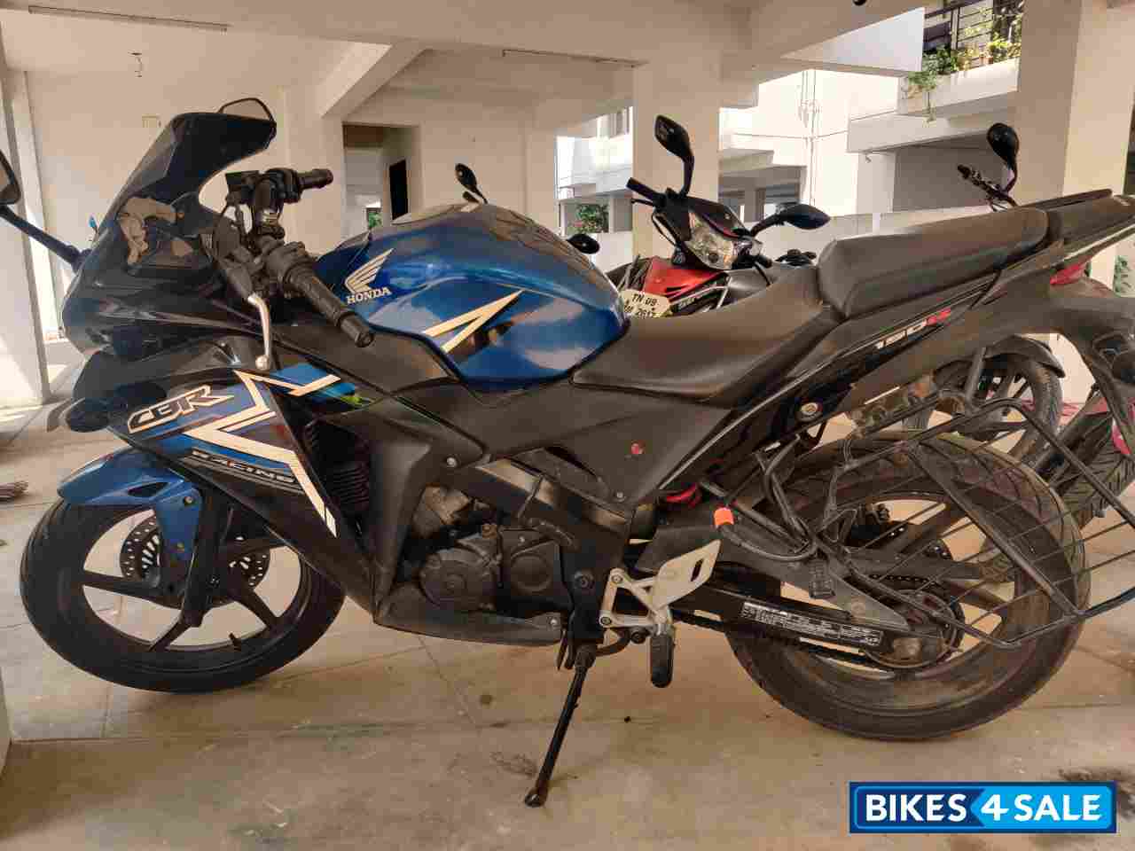 Blue Honda CBR 150R