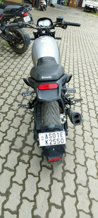 Silver Benelli Leoncino