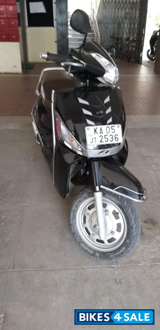 Mahindra Gusto 125