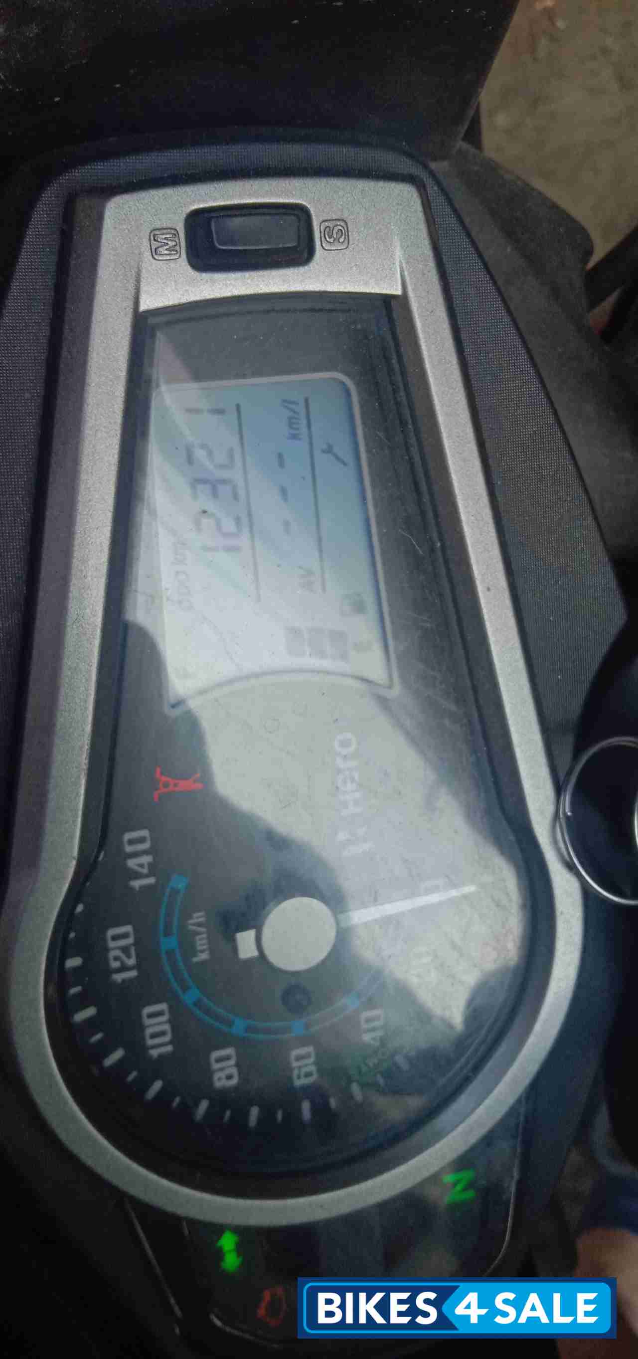 Black Red Hero Glamour BS6