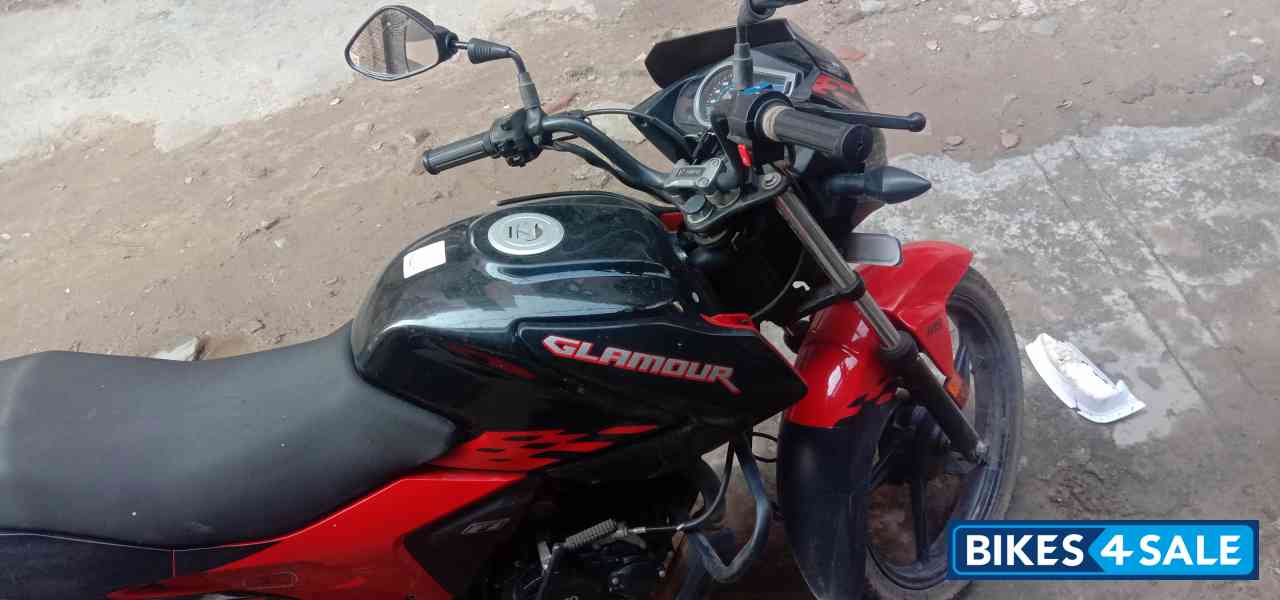 Black Red Hero Glamour BS6