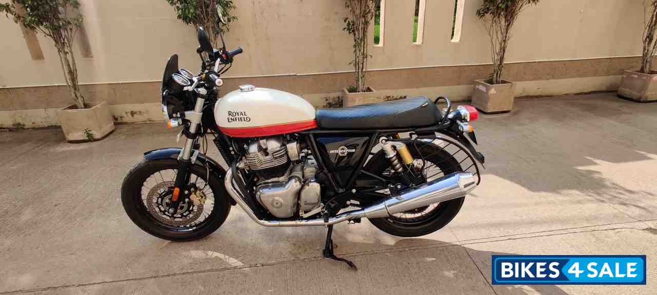 Baker Express Royal Enfield Interceptor 650 Twin