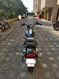 Black Bajaj Avenger Cruise 220