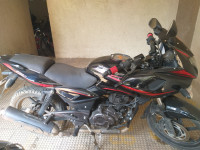 Bajaj Pulsar 220F