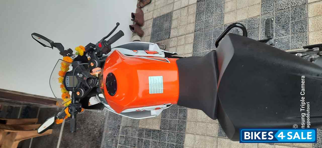 Orange KTM RC 125