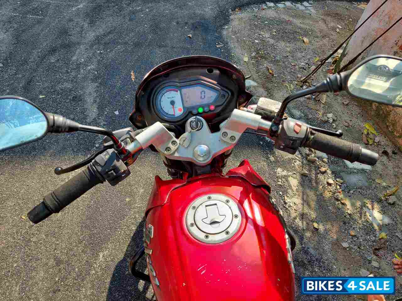 Red Bajaj Pulsar 180