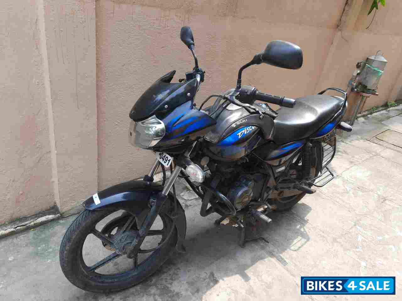 Blue Black Bajaj Discover DTSi 125
