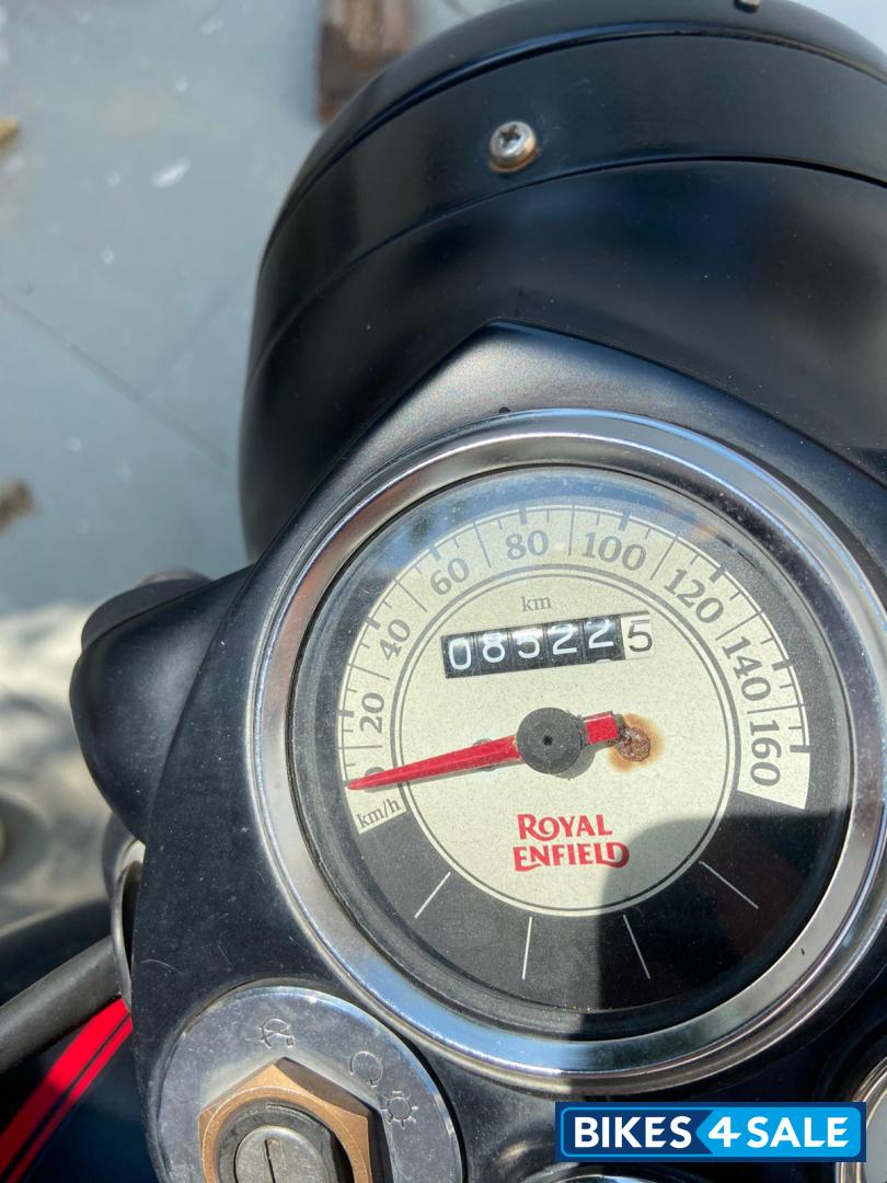 Royal Enfield Classic Stealth Black