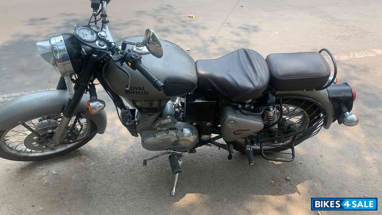 Royal Enfield Classic Gunmetal Grey