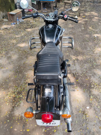Black Royal Enfield Bullet Standard 500