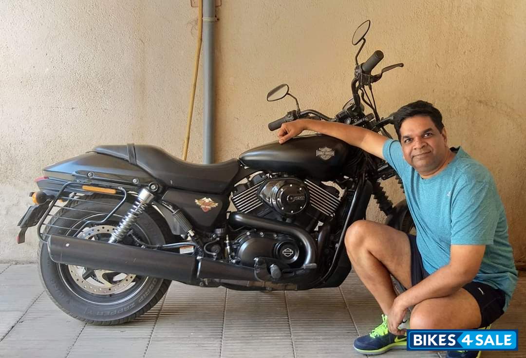 Mat Black Harley Davidson Street 750