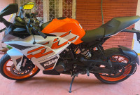 White&orange KTM RC 125 2020