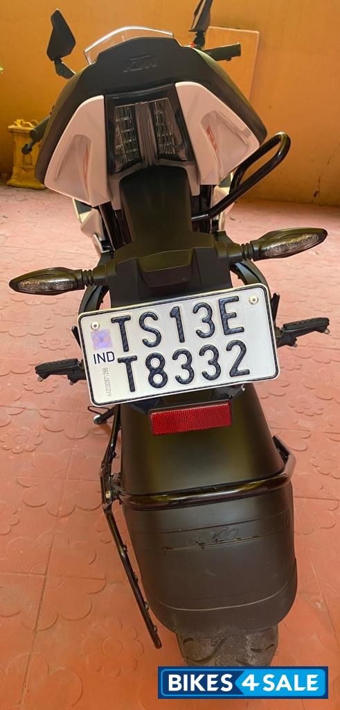 White&orange KTM RC 125 2020